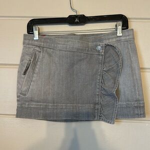 One-of-a-Kind Y2K Paris Hilton Era Denim Mini Skirt – Size 27